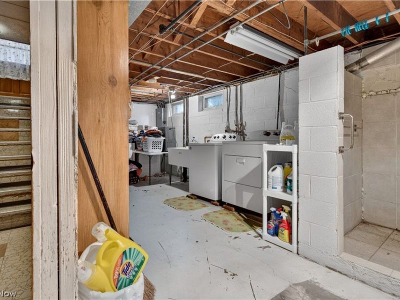 2540 E 35th Street, Lorain, OH 44055 Photo 17
