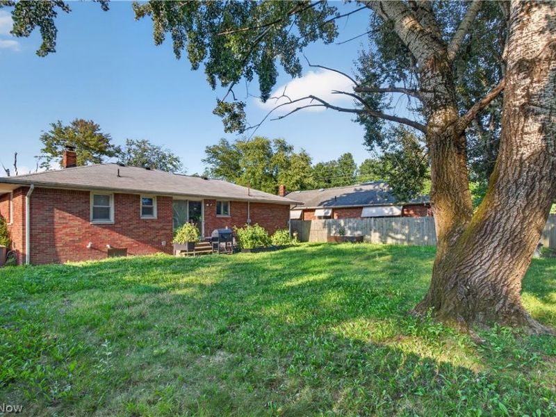 2540 E 35th Street, Lorain, OH 44055 Photo 21