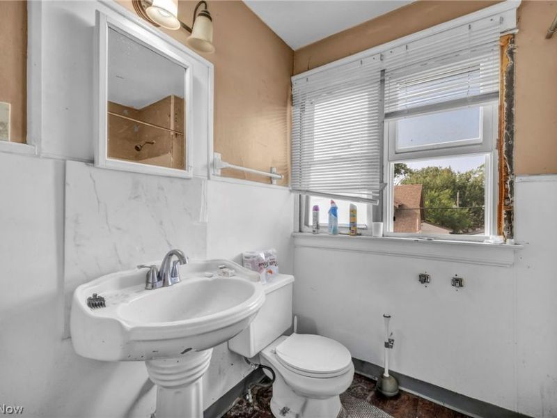 4316 E 128th Street, Cleveland, OH 44105 Photo 32