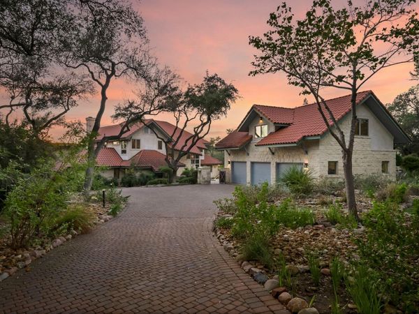 19905 Angel Bay DR, Spicewood, TX 78669