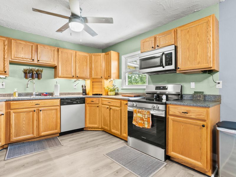 137 Ark Avenue, Greenville, OH 45331 Photo 18