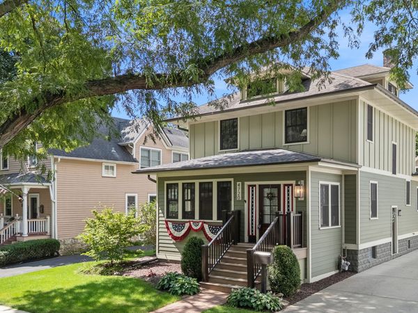 4720 Forest Avenue , Downers Grove, IL 60515