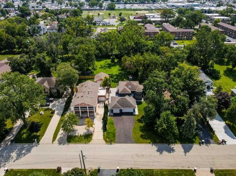 Main Photo