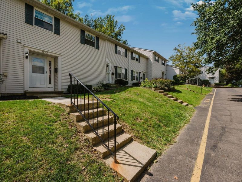 2853 Avati Drive , Unit D5, Columbus, OH 43207 Photo 2