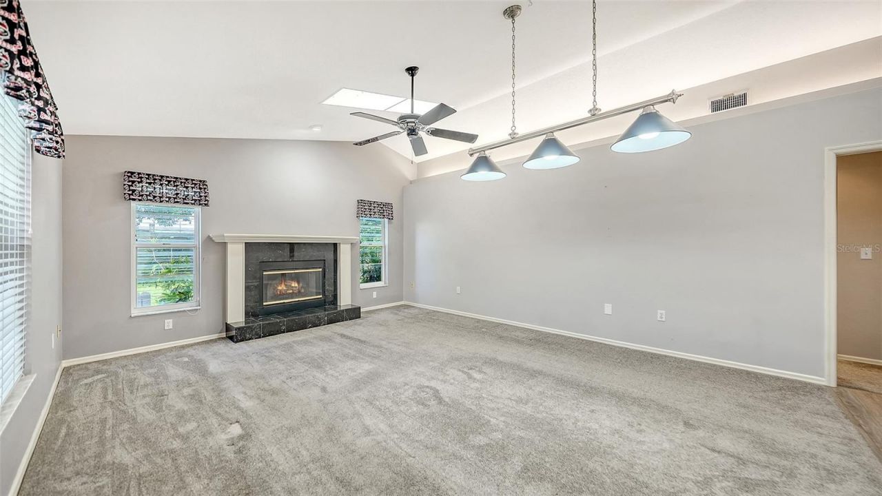 4494 Diamond Circle E, Sarasota, FL 34233 Photo