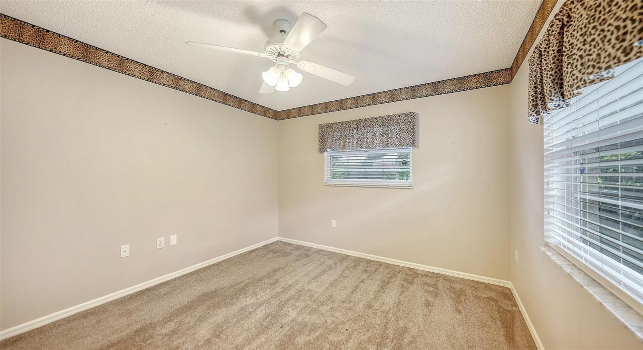4494 Diamond Circle E, Sarasota, FL 34233 Photo