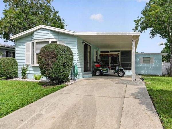 639 NE COTTAGE PARK LANE, LEESBURG, FL 34748