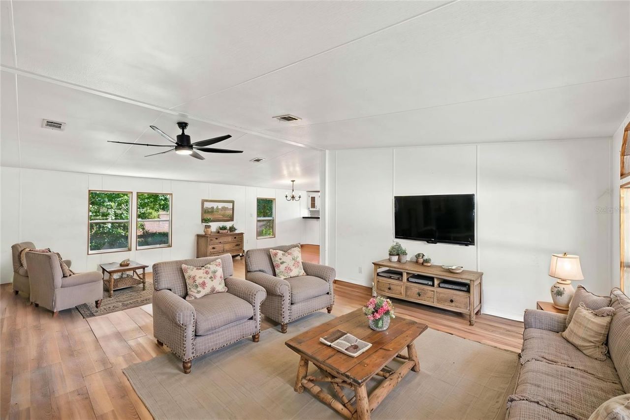 2251 SE 136th Avenue, Morriston, FL 32668 Photo