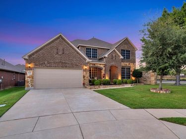 7300 Lowline Drive , Fort Worth, TX 76131