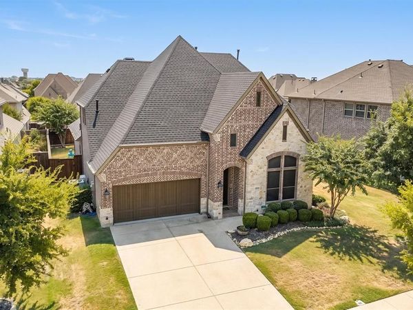 1024 Highpoint Way, Roanoke, TX 76262