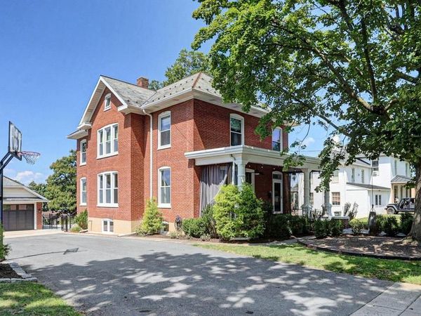 317 S RIDGE AVENUE, GREENCASTLE, PA 17225