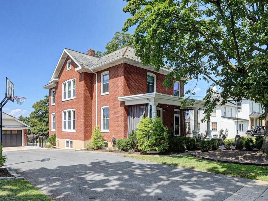 317 S Ridge Avenue, Greencastle, PA 17225 Main Photo