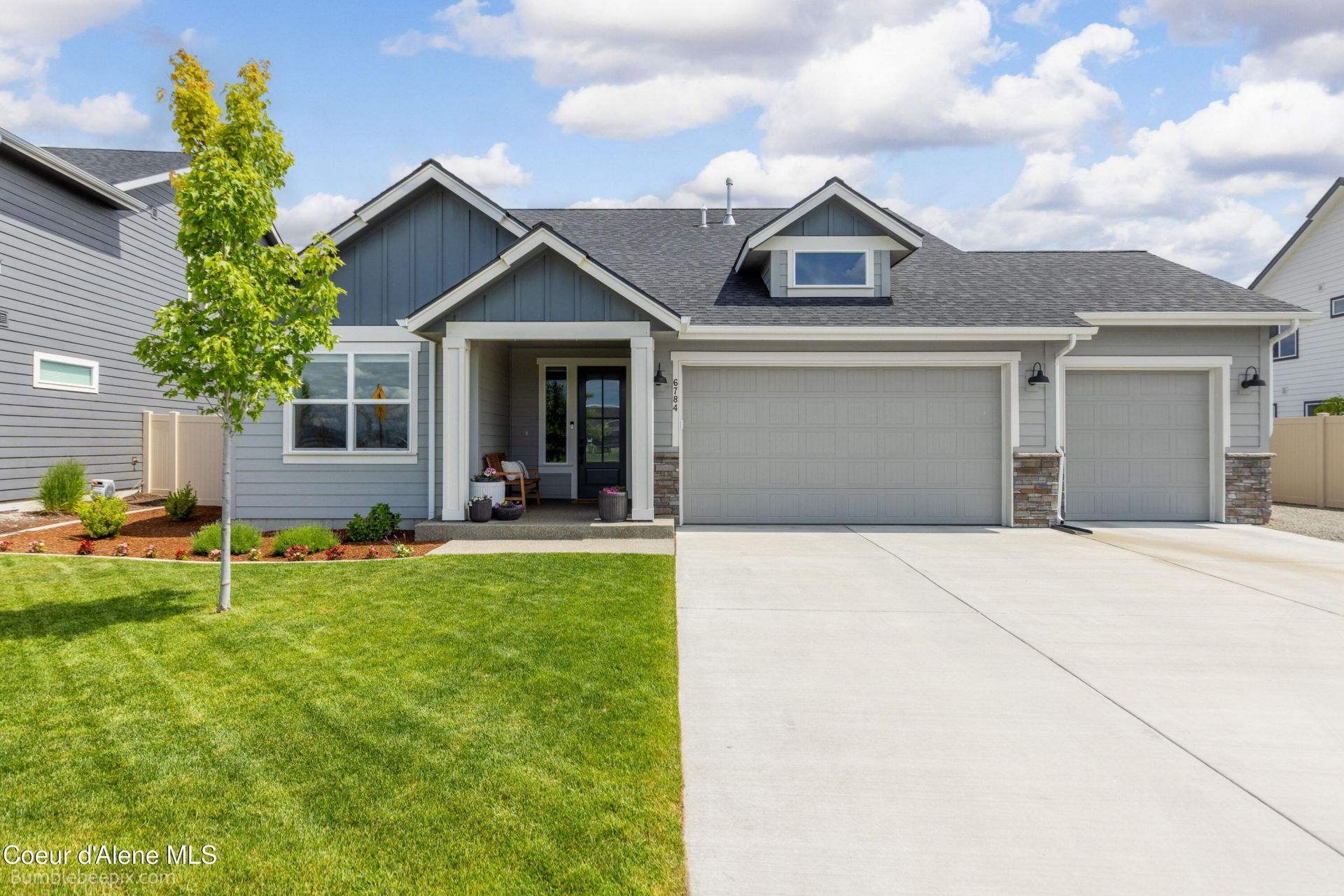6784 N Downing Ln, Coeur d Alene, ID 83815 Main Photo