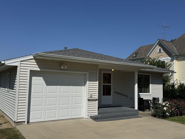 703 4th Street, Parkersburg, IA 50665