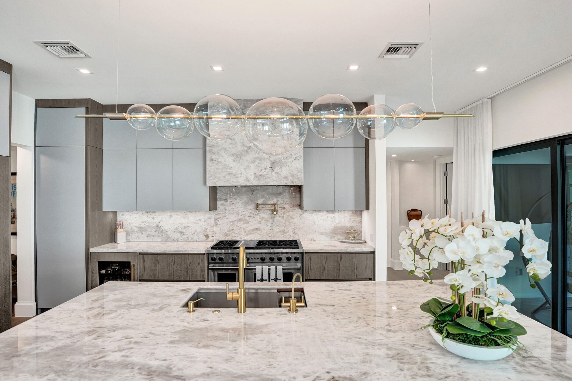 7 Tahoe Lane, Sea Ranch Lakes, FL 33308 Photo