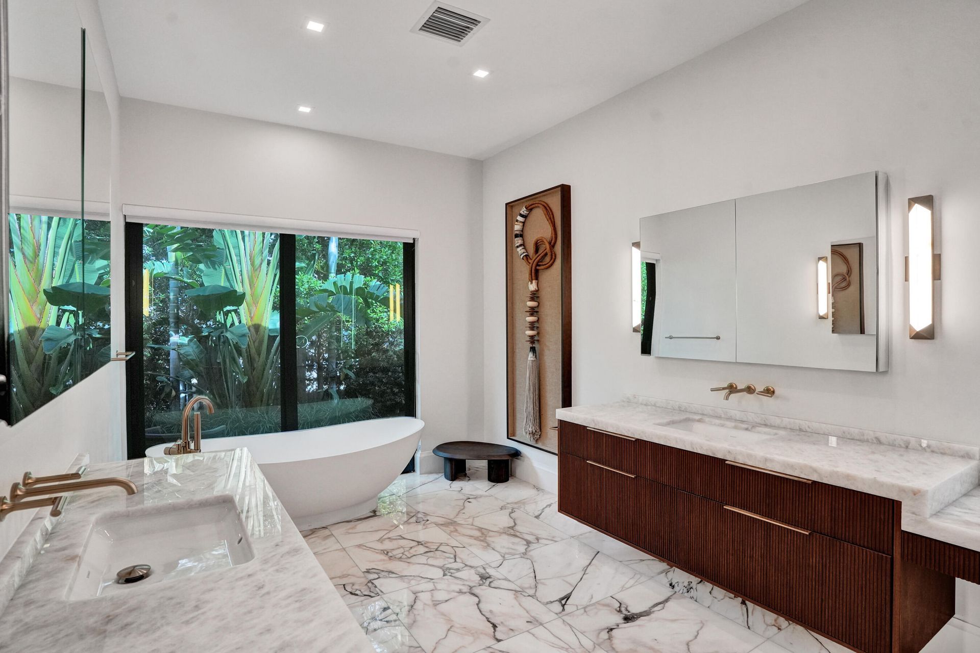 7 Tahoe Lane, Sea Ranch Lakes, FL 33308 Photo