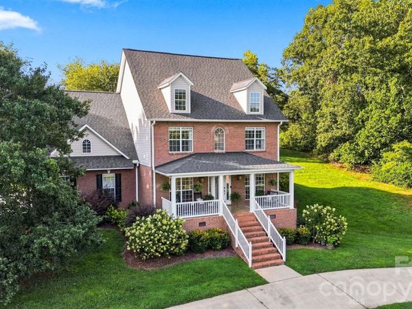 1221 Willow Creek Drive , Newton, NC 28658
