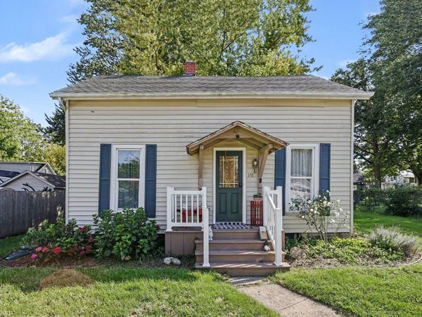 151 E John Street, Nappanee, IN 46550