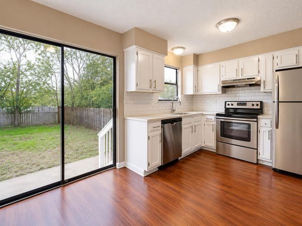 112 Hillside CV , Elgin, TX 78621