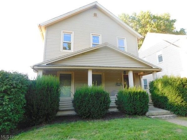 75 E Bridge Street , Berea, OH 44017