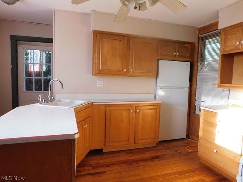 75 E Bridge Street, Berea, OH 44017 Photo 3