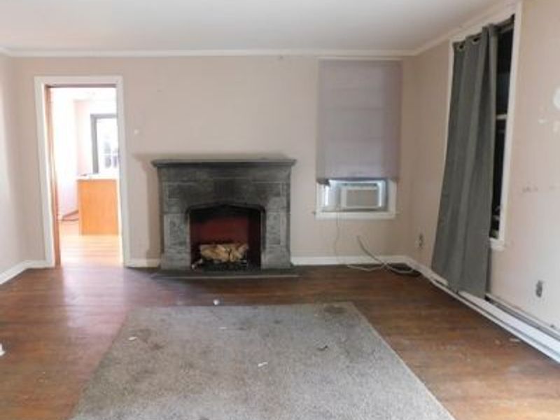 75 E Bridge Street, Berea, OH 44017 Photo 4