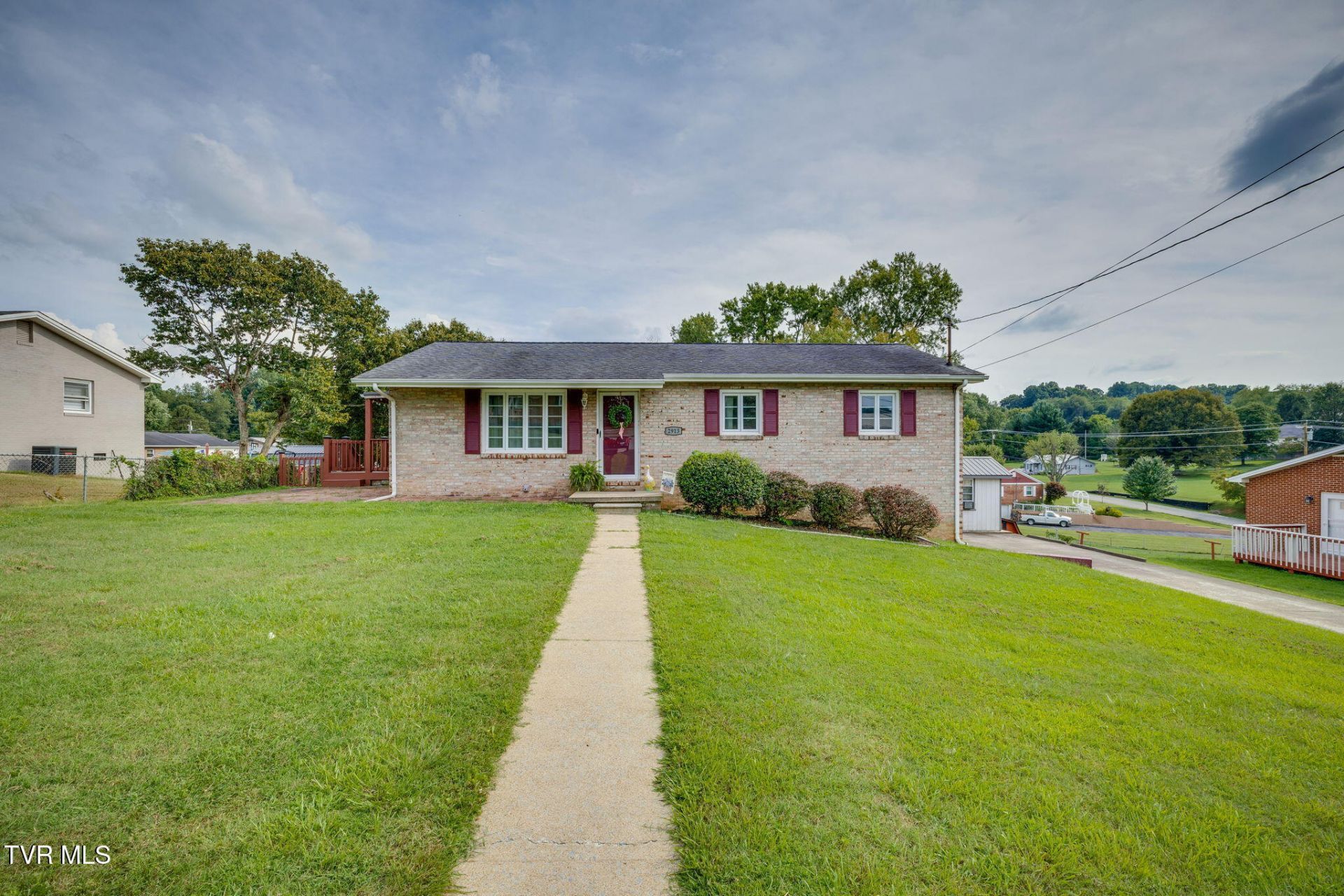 2913 Russum Avenue, Johnson City, TN 37604 Main Photo