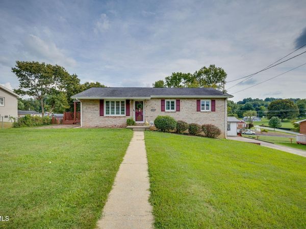 2913 Russum Avenue, Johnson City, TN 37604