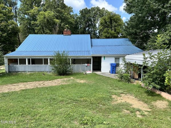 2164 Carolina Avenue, Bristol, TN 37620
