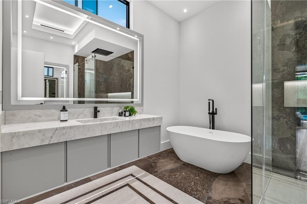 2949 Cypress St , Naples, FL 34112 Photo