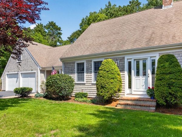 12 Quail Hollow Rd, Dennis, MA 02638