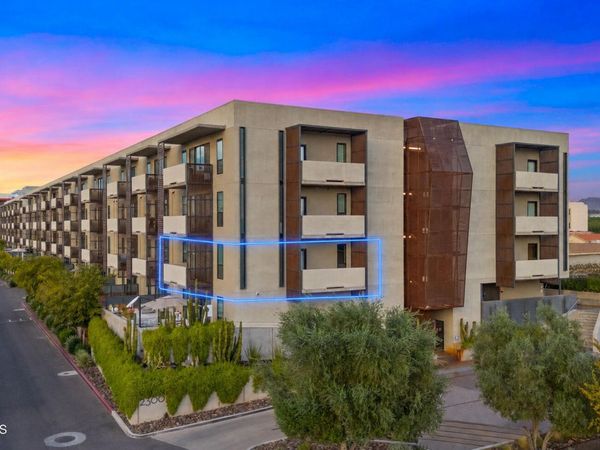 2300 E CAMPBELL Avenue, Unit 202, Phoenix, AZ 85016