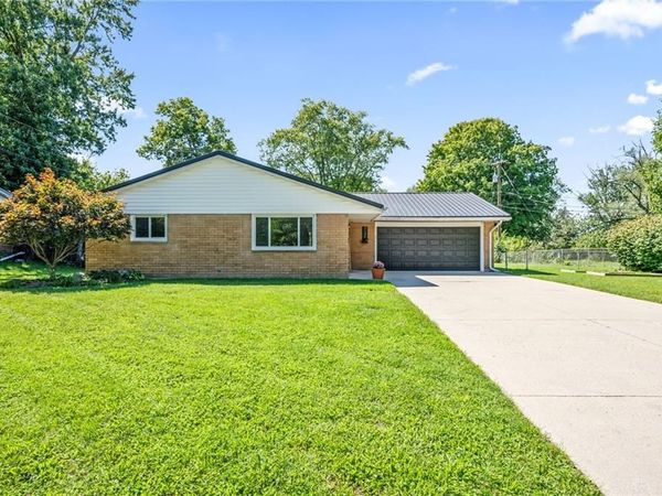 4095 Raymond Drive, Enon Vlg, OH 45323