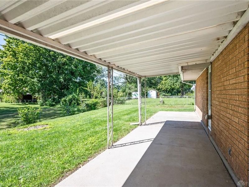 4095 Raymond Drive, Enon Vlg, OH 45323 Photo 33