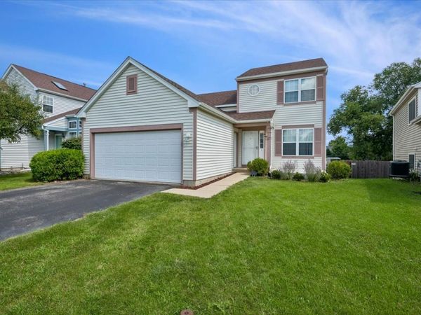 155 Centennial Drive , Hainesville, IL 60073
