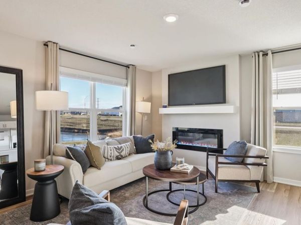 15325 Coyote Drive, Urbandale, IA 50111