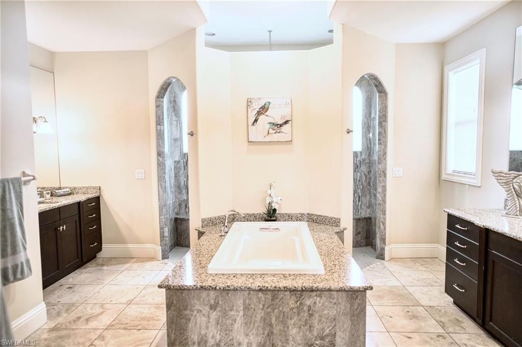 2368 Coral Point Dr, Cape Coral, FL 33990 Photo
