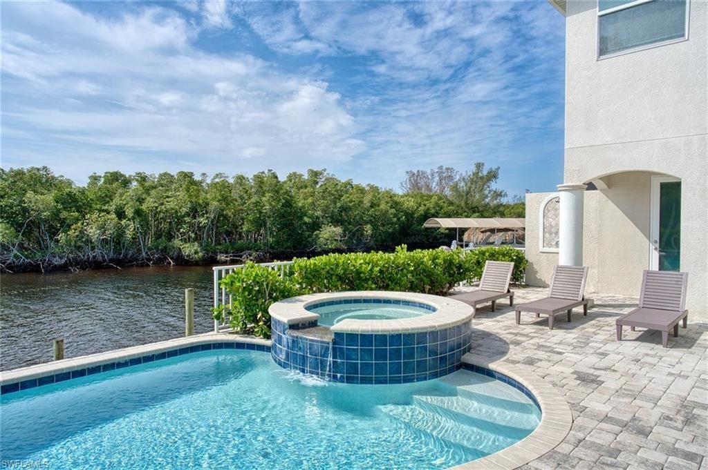 2368 Coral Point Dr, Cape Coral, FL 33990 Photo
