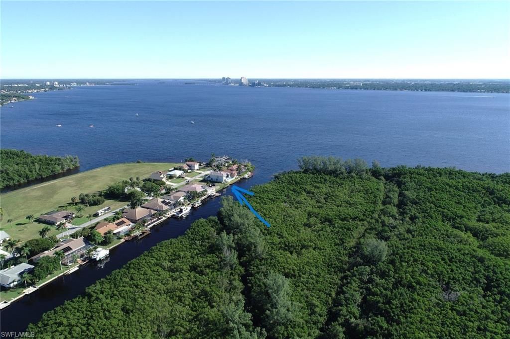 2368 Coral Point Dr, Cape Coral, FL 33990 Photo