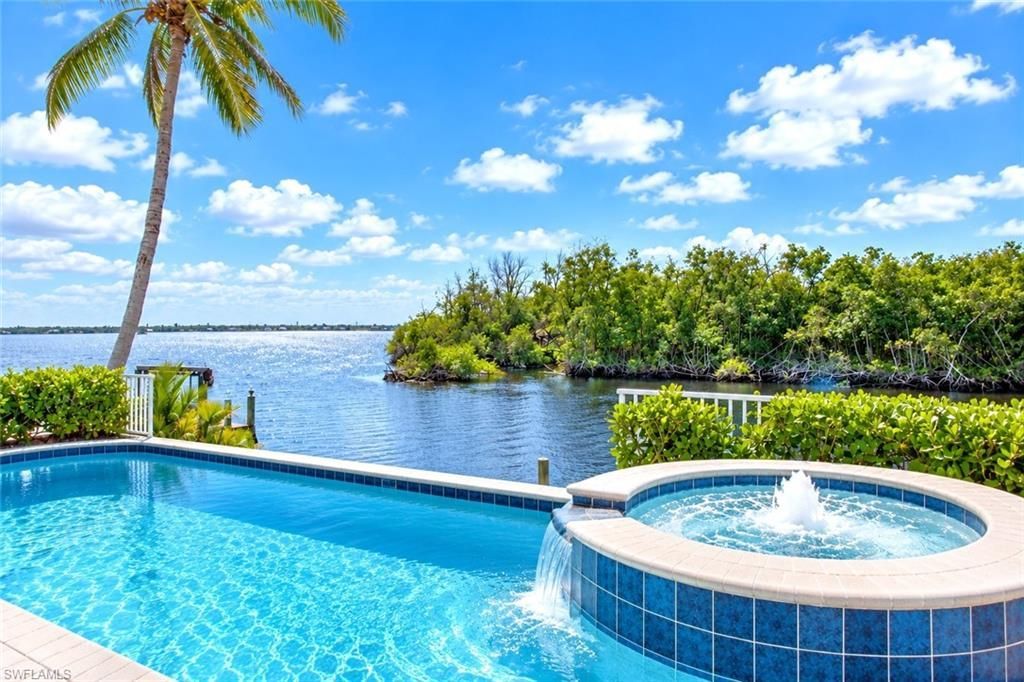 2368 Coral Point Dr, Cape Coral, FL 33990 Photo