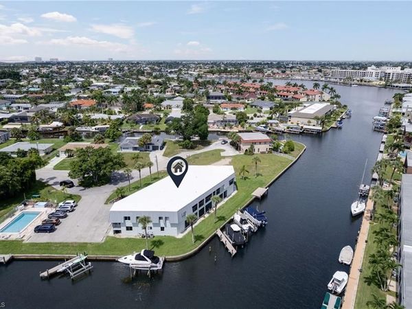 5111 Manor CT , Unit 4, CAPE CORAL, FL 33904