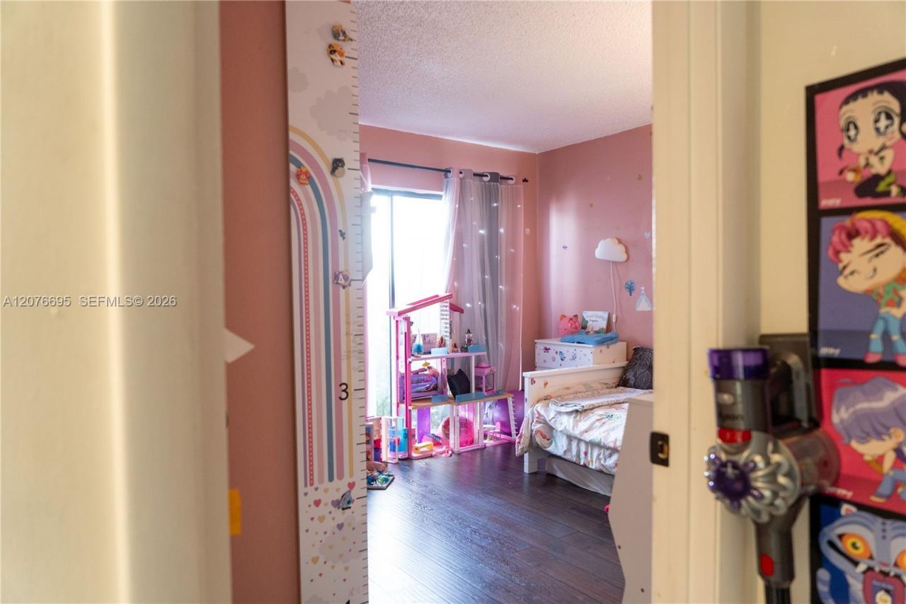 1541 NW 113th Ave , Pembroke Pines, FL 33026 Photo