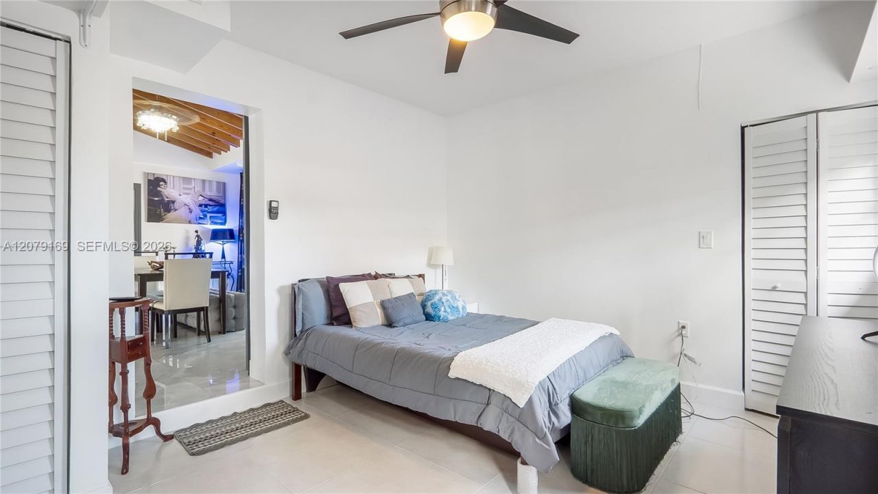 380 SE 1st Ter , Pompano Beach, FL 33060 Photo