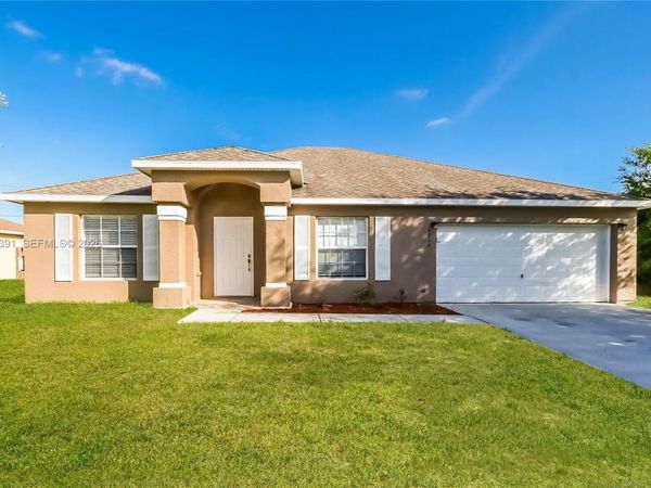 1219 SW Eleuthera Ave , Port St. Lucie, FL 34953