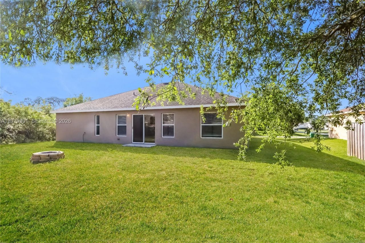 1219 SW Eleuthera Ave, Port Saint Lucie, FL 34953 Photo