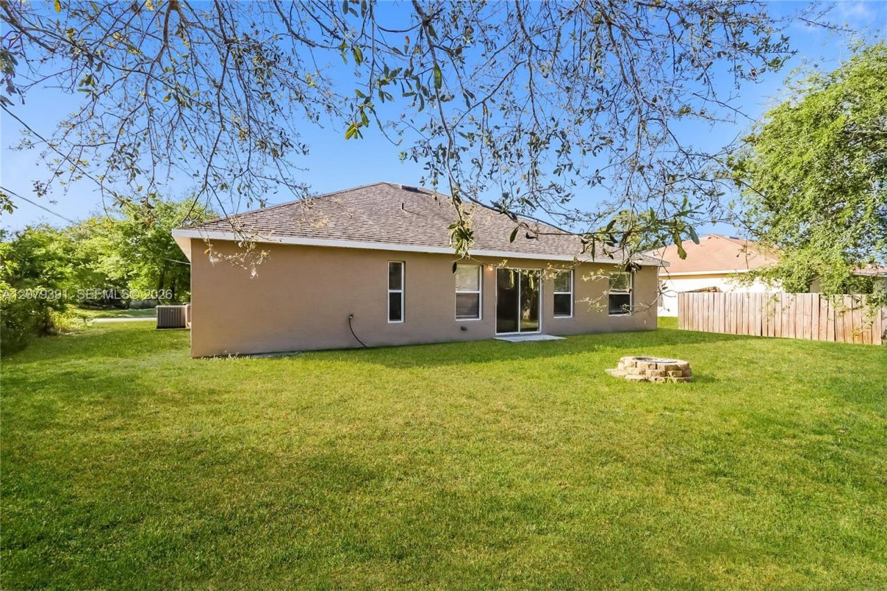 1219 SW Eleuthera Ave, Port Saint Lucie, FL 34953 Photo