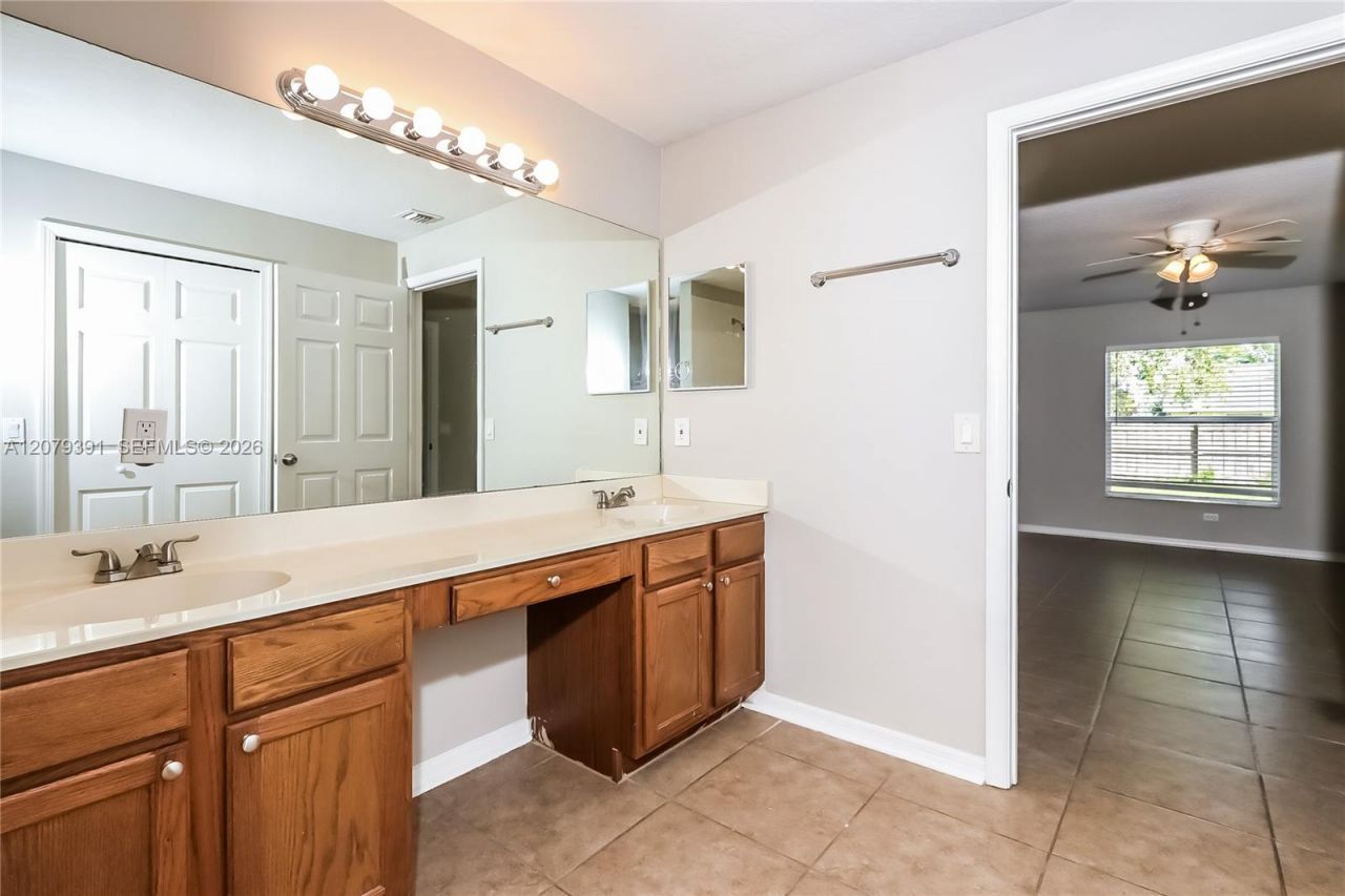 1219 SW Eleuthera Ave, Port Saint Lucie, FL 34953 Photo