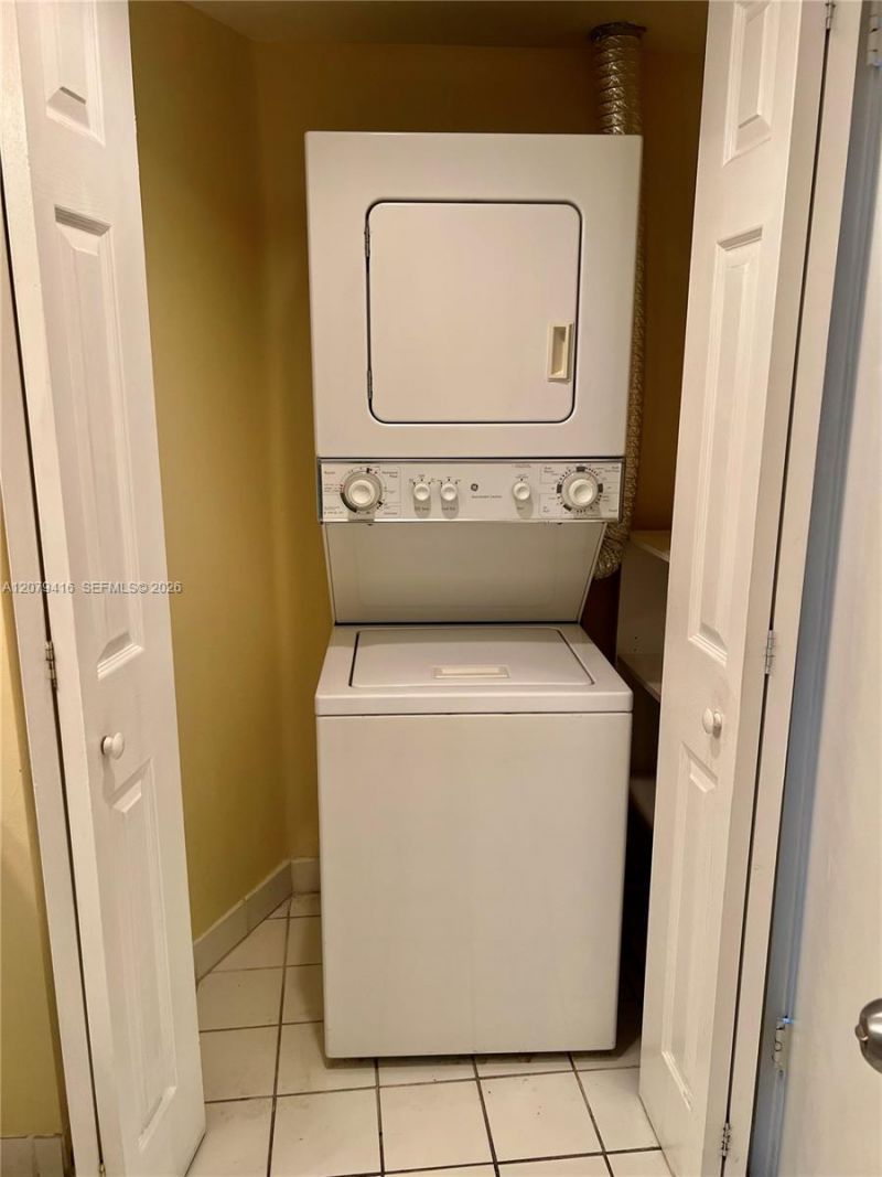 3300 NE 191st St, Unit 1615, Aventura, FL 33180 Photo