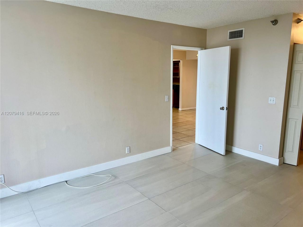 3300 NE 191st St, Unit 1615, Aventura, FL 33180 Photo