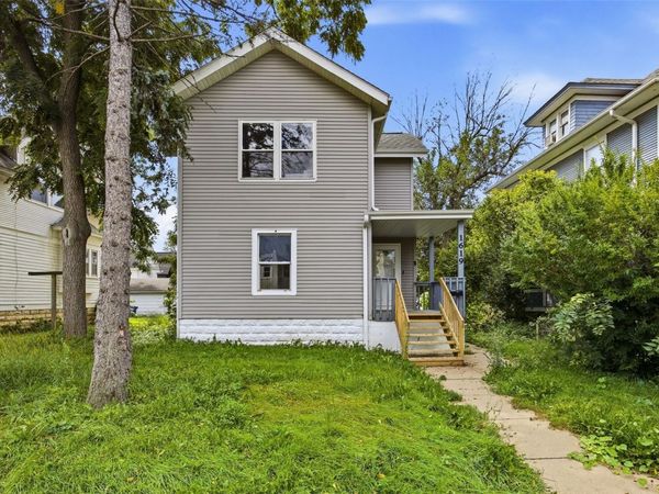 1619 5th Avenue SE, Cedar Rapids, IA 52403
